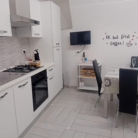 Апартаменты A Casa Di Fede Дольчеаккуа Экстерьер фото